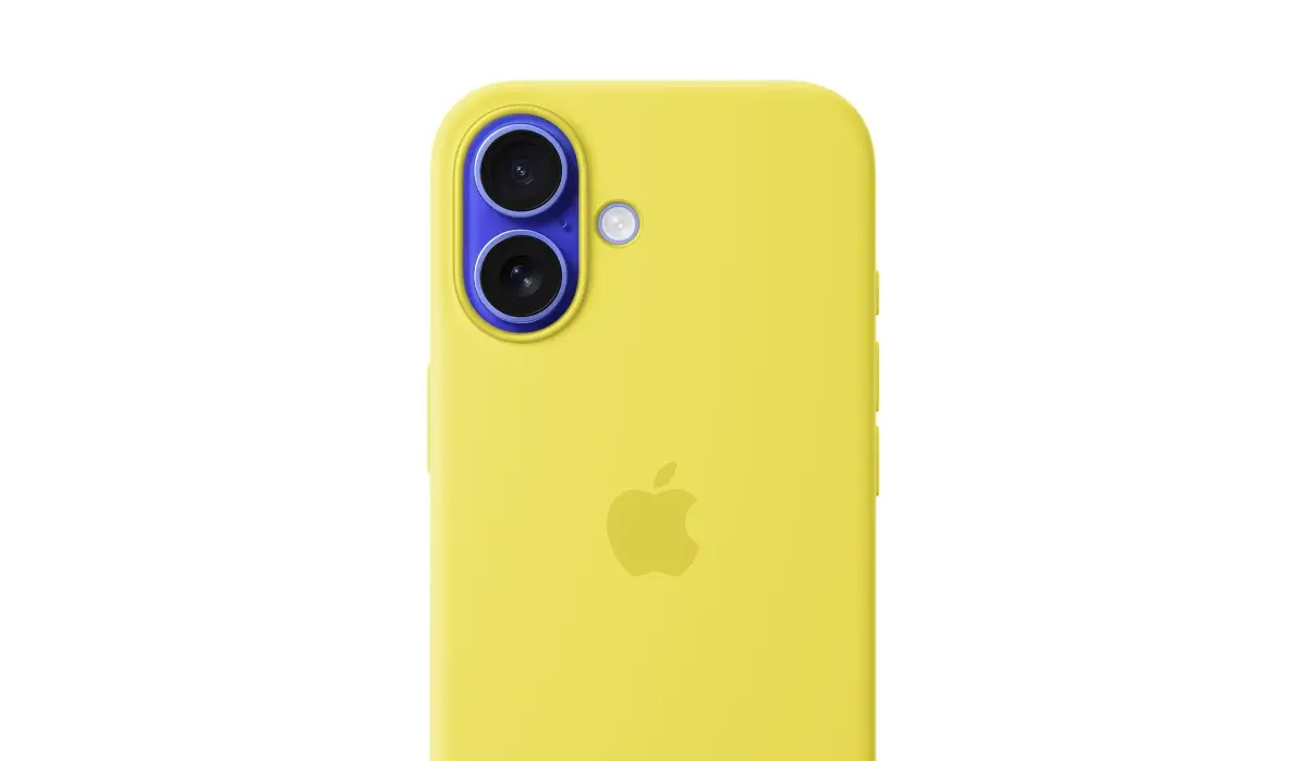 custodia iphone 16, cover magsafe originale, silicone apple, accessori iphone, cover gialla, sconto tech, offerta amazon