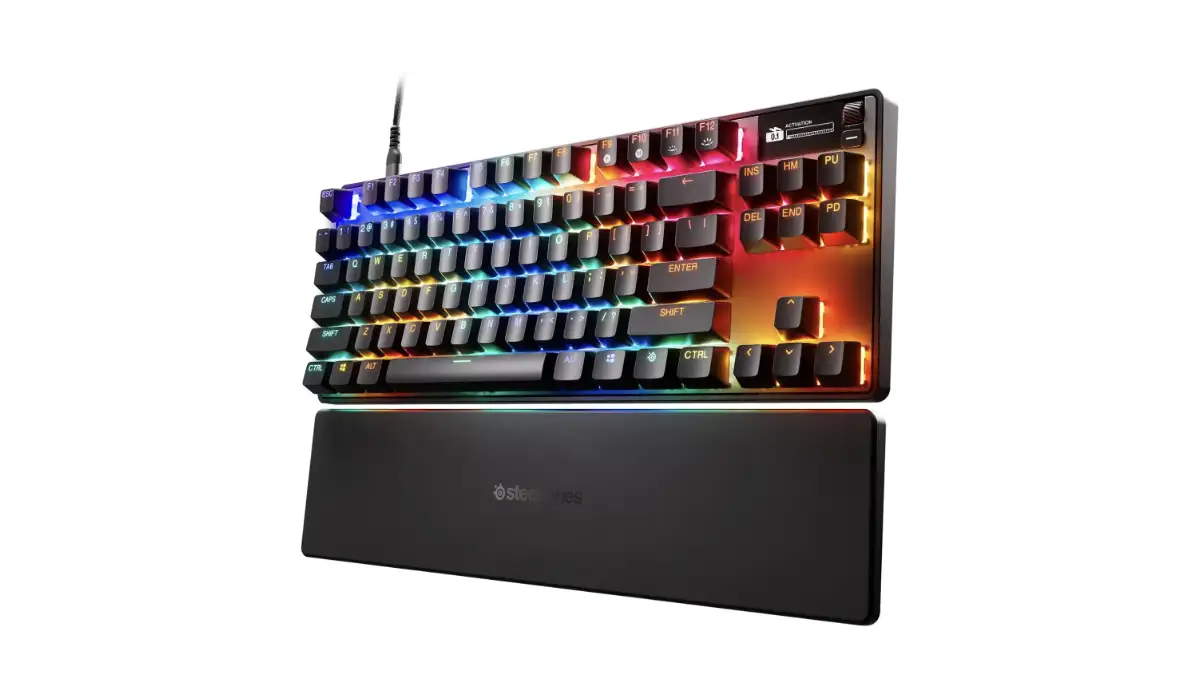 Sconto -17% Tastiera SteelSeries Apex Pro TKL Gen 3: meccanica gaming con switch magnetici e OLED