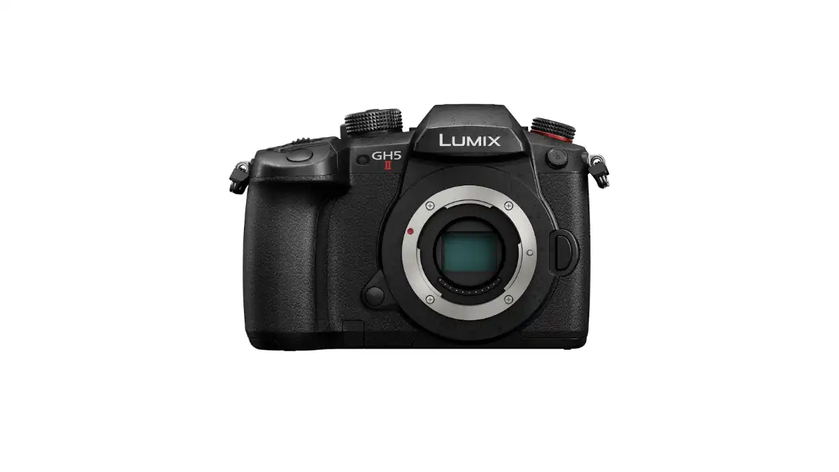 Sconto -20%: Panasonic Lumix DC-GH5M2E (4K 60p, Mirrorless) a 799€