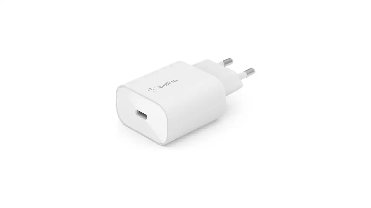 Sconto -48%: Caricatore da parete Belkin BoostCharge 25W a 12,99€